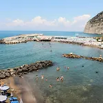 Giosue' A Mare Sorrento 4*