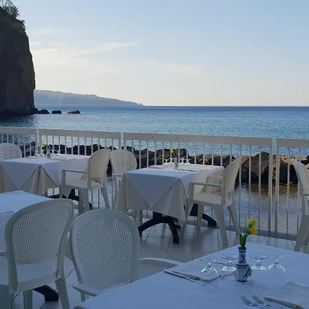 Giosue' A Mare Sorrento 4*