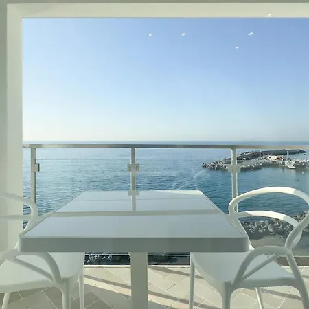 Hotel Giosue' A Mare