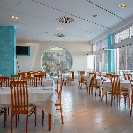 Giosue' A Mare Sorrento 4*