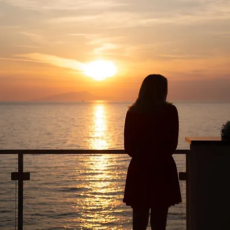 Giosue' A Mare Sorrento 4*