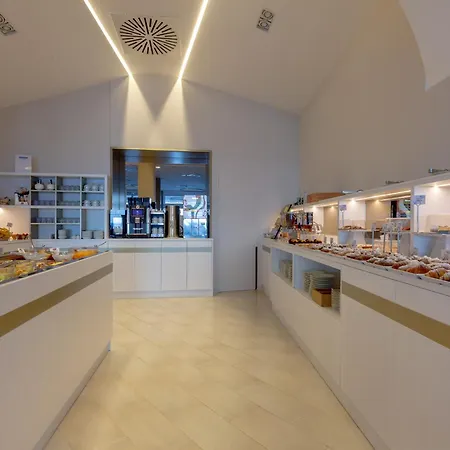 Hotel Giosue' A Mare