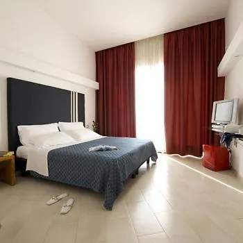 Giosue' A Mare Sorrento 4* מטה