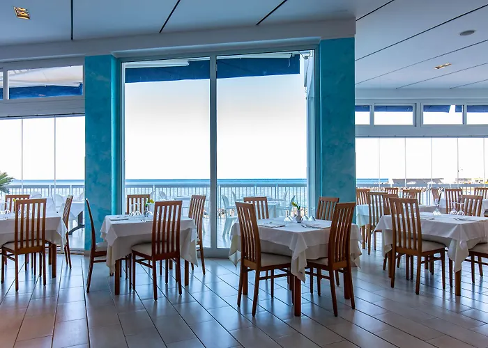 Hotell Giosue' A Mare Sorrento 4*