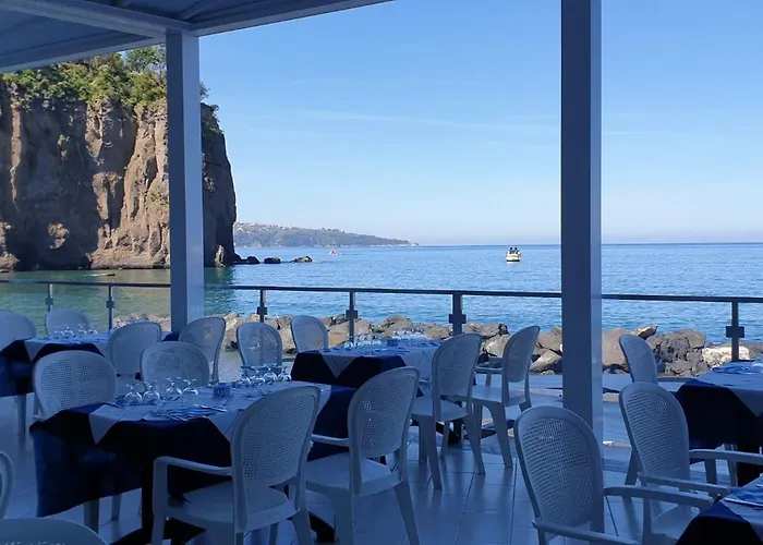 Giosue' A Mare Sorrento Hotell