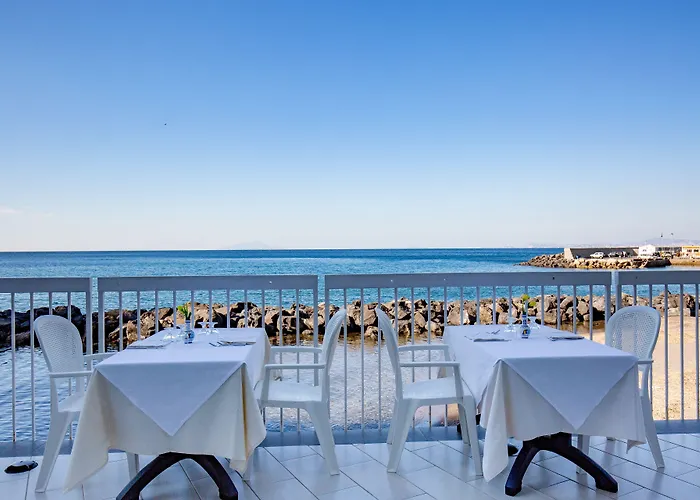 Giosue' A Mare Sorrento Hotel Meta