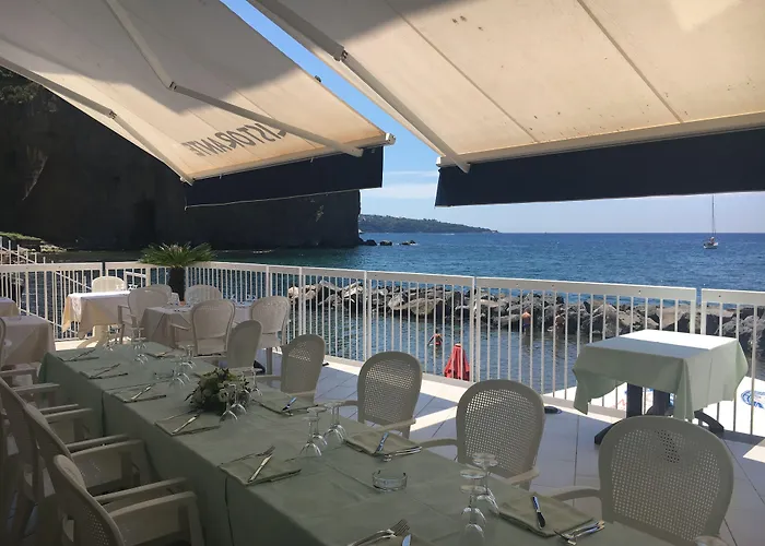 Hotel Giosue' A Mare Sorrento 4*